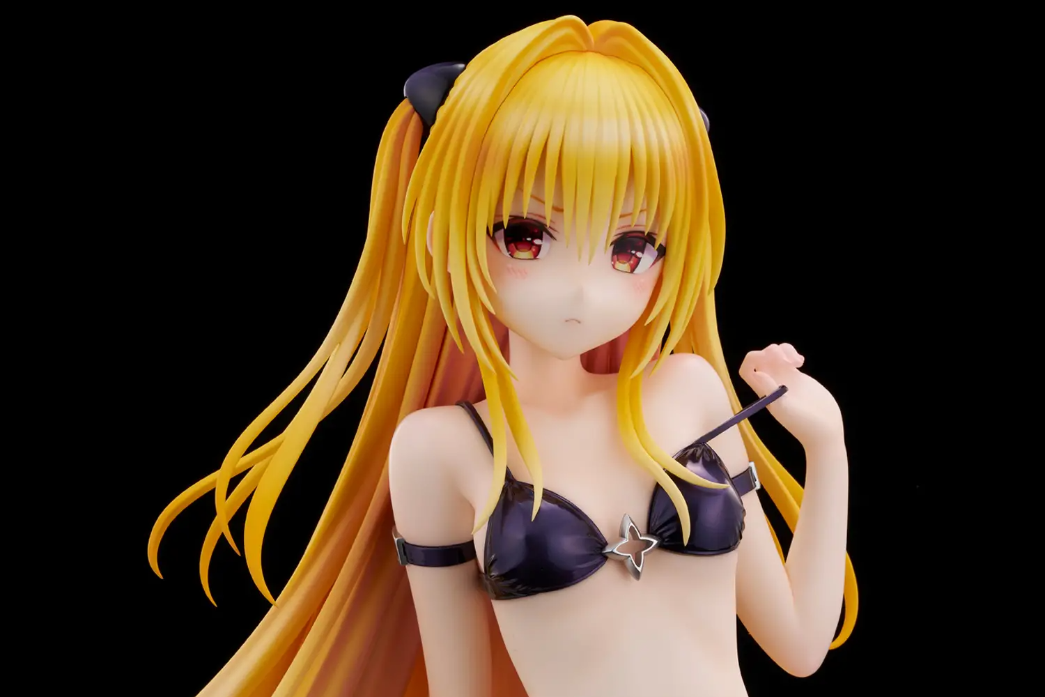 Figurine Golden Darkness Ver. Swimsuit de To LOVEru Darkness par Union Creative